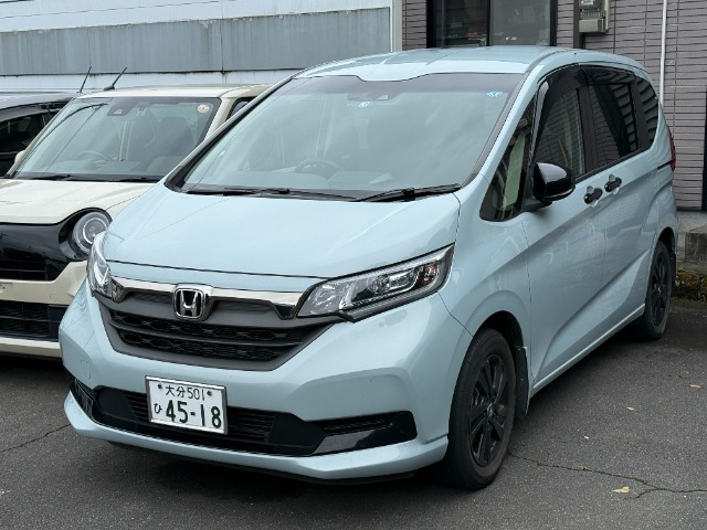 フリード 1.5 ハイブリッド G ブラックスタイル