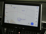 【10インチ純正ナビ】純正ナビを装備。タッチパネル式で使いやすく、詳細地図により目的地をピンポイントで設定できます。初めての道でも迷いにくく、ロングドライブも快適ですよ♪