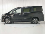 ヴォクシー 2.0 ZS 煌III 4WD 