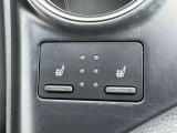 ★シートヒーター★運転席・助手席に装備!座面と背もたれを素早く温めます!