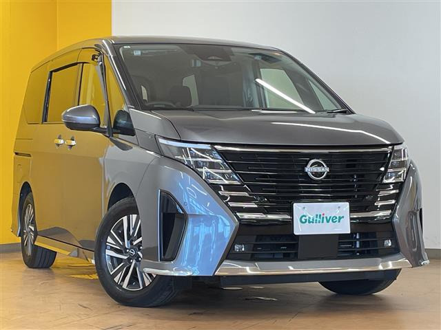 セレナ  e-パワー ハイウェイスター V 修復歴無し