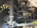 お車を安心してお乗りいただく為には、足回りの定期点検が欠かせません。サービスサポート(有償保証)では無料点検もご提供しており、安心のカーライフをお過ごしいただけるサポート体制が整っています。