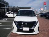 セレナ 1.4 e-POWER ルキシオン 