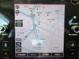 長距離ドライブも安心のナビ付です。