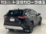 外板色はアティチュードブラックマイカ(218)!ボディサイズは全長461&times;全幅186&times;全高169センチ!3ナンバー登録となります!