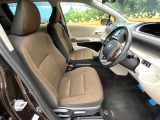 運転席シート廻りは使用感も少なく、良好な状態となっています。丁寧に使われていたことがよくわかりますね。