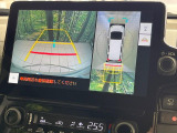 【パノラミックビューモニター】専用のカメラにより、上から見下ろしたような視点で360度クルマの周囲を確認することができます☆死角部分も確認しやすく、狭い場所での切り返しや駐車もスムーズに行えます。