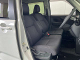 車を運転する際には運転席の存在は欠かせません。しっかりとチェックしたいポイントですね。