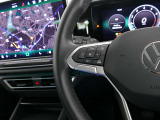 前車と一定の車間距離を保ちながら走る追随システムのACC(アダプティブクルーズコントロール)付!