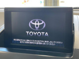 【メーカー純正ナビ】インテリアに溶け込むスタイリッシュな「専用設計」メーカーナビを装備♪視認性や操作性など基本性能にも優れ、より上質なカーライフをお楽しみいただけます。