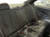 リヤシートはISO FIX対応でチャイルドシートの脱着も簡単です。