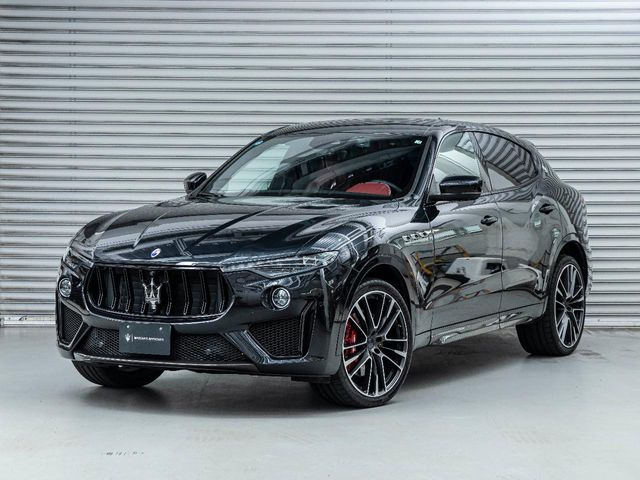 レヴァンテ トロフェオ 4WD 