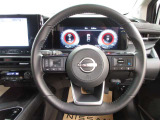 運転が楽しくなる明るく開放的な運転席まわりです。プロパイロットで高速など運転支援で疲れを軽減してくれます!