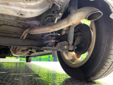 お車を安心してお乗りいただく為には、足回りの定期点検が欠かせません。サービスサポート(有償保証)では無料点検もご提供しており、安心のカーライフをお過ごしいただけるサポート体制が整っています。
