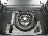 スペアタイヤ付きです!車に常時装備することで、もしもの時の備えとしてすごく安心です♪