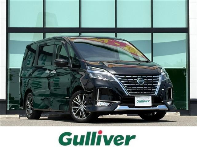 セレナ 2.0 ハイウェイスターV 4WD 本革シート
