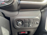 運転席から後席のチャイルドロックも可能です