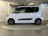 駐車場でもラクラク、狭い道でもスイスイ走れる大きさですね!!