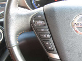 ステアリングスイッチ付きです。運転に集中できます。