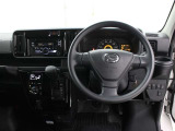 運転席廻りです。
