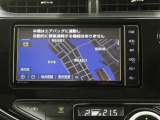 純正ナビを装備。タッチパネル式で使いやすく、お出かけもラクラクです。