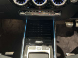 第三者機関による評価点を基準に、4.5点以上の良質車のみを展示しております。お車の品質や状態を特に気にされるお客様は、是非一度当店へお越し下さい。きっとご満足のいくお車が見つかります!