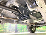 お車を安心してお乗りいただく為には、足回りの定期点検が欠かせません。サービスサポート(有償保証)では無料点検もご提供しており、安心のカーライフをお過ごしいただけるサポート体制が整っています。