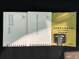 スマートキーは鍵をバッグに入れたままでもドアロックの開閉やエンジンのON・OFFができます。夜間や雨の日も鍵を探さなくて良いので便利です。