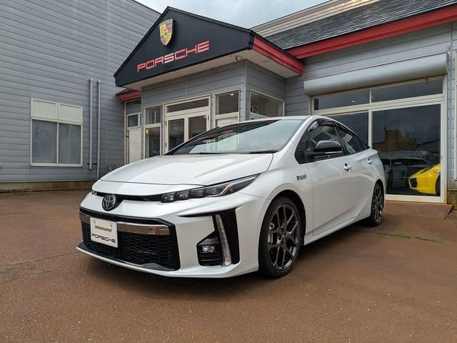 プリウスPHV 1.8 S GR スポーツ