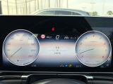 3Dコックピットディスプレイが、運転席まわりに先進的で特別感のある雰囲気をもたらします。
