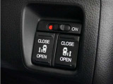 ◆両側電動スライドドア◆狭い駐車場でも乗り降りが楽々♪お子様が隣の車にドアを当ててしまう心配もございません!小さなお子様連れの方もこれで安心。