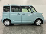 後席両側電動スライドドア☆開け閉めの際に隣の車や壁にぶつける心配もありません。