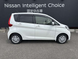 衝突被害軽減ブレーキや踏み間違い防止装置など安全装備も充実した1台です!詳しくはスタッフまでお声かけください。