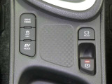ネッツトヨタ静浜は&rdquo;キレイ&rdquo;にこだわっています。特設サービス工場で、新しく生まれ変わった車!内装・外装の徹底的な掃除、シートを外してニオイの元まで消臭・除菌、見えにくいエンジンルーム内もキレイ!