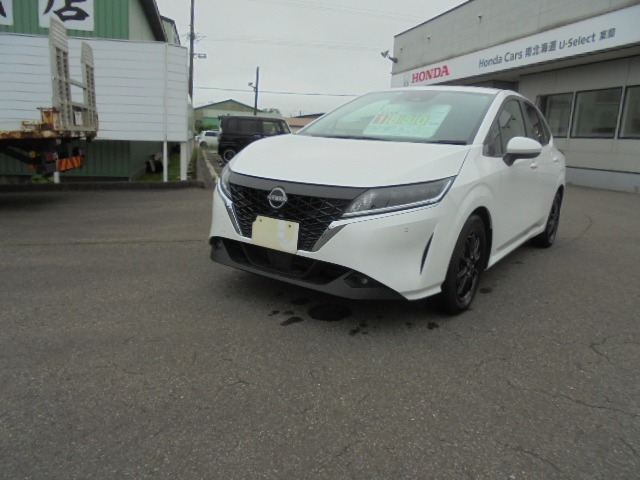 ノート 1.2 X FOUR 4WD