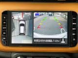アラウンドビューモニターは、車両の周囲を360度見渡せるカメラシステムです。駐車時の死角をなくし、安全な運転をサポートします。駐車時の死角をなくして、安心・安全な運転を実現できます。