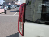 キズ・へこみ修理もお任せください!お見積・代車も無料です!事前見積で安心・丁寧にご説明後、お客様が納得いただき、修理代金が確定してからの作業になりますので、追加料金等は一切ございません!