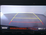 バックモニター付き。 車両後方の映像が画面に表示されるので、車庫入れが苦手な人も安心です。ただし、目視確認もお忘れなくお願いいたします。