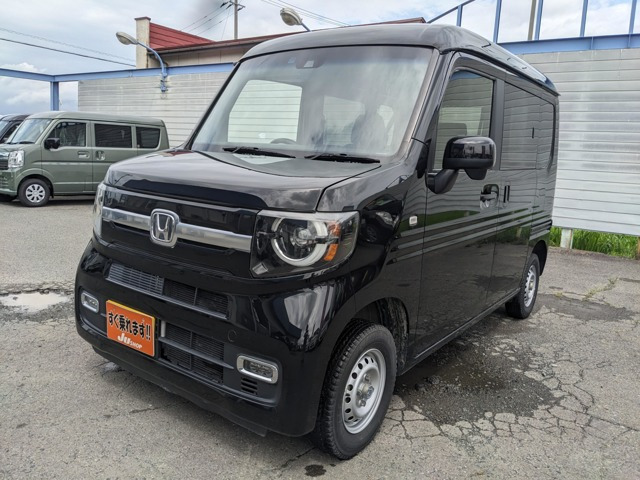 N-VAN +スタイル ファン 4WD 