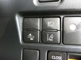 【PCS(プリクラッシュセーフティーシステム】・・・進路上の車両を前方センサーで検出し、衝突の可能性が高いと判断したときに、警報やブレーキ力制御により運転者の衝突回避操作を補助します。