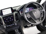 使いやすさや安全性を追求したステアリング周り!高級車ゆえにスイッチ類が多いのも特徴ですね!考え尽くされた配置ですぐに使いこなす事が出来ますのでご安心下さい!是非、体感してみて下さい!!