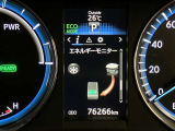 充実の装備が揃った中古車で快適なカーライフを。豊富な機能で便利さを追求し、使いやすさと安心感を提供します。安全性と快適性を追求した整備済み車両で、心地よいドライブをお楽しみください。