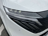 アダプティブLEDヘッドライトです。夜の視界を明るくしてくれます。
