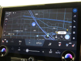 メーカー装着のディスプレイオーディオを装備しております。