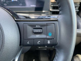 【プロパイロット】付き!前を走行している車との車間距離を把握して、減速や停車をしたり前進したりを自動で促してくれます!高速道路などではハンドルも自動で支援!