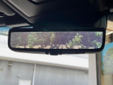 【デジタルインナーミラー】後席の大きな荷物や同乗者で後方が確認しづらい時でも安心!カメラが撮影した車両後方の映像をルームミラー内に表示。クリアな視界で状況の確認が可能です!