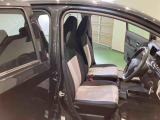 ご覧いただきありがとうございます!安心保証付きの展示車を多数揃えておりますのでお気軽にお尋ねください。