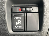 【パワースライドドア】スマートキーや運転席のスイッチでスライドドアの開閉が可能♪電動だから力を入れてドアを開ける必要が無く、小さいお子様でも、重い荷物を持っている時もラクに開け閉めできます♪