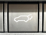 【パワーバックドア】スマートキーや運転席のボタンを押すだけでリアゲートが自動で開閉します!荷物を持っている時や、高い位置にあるバックドアを閉める際に便利な機能です♪