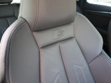 Audi正規ディーラーが高品質をお約束。高度な訓練・教育を受けたAudi専任メカニックが、100項目にもおよぶ精密な点検を実施いたします。すべてをクリアしたAudi車だけが、あなたのお手元に届けられるのです。